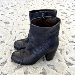 La Bottega di Lisa Vero Cuoio leather boots
